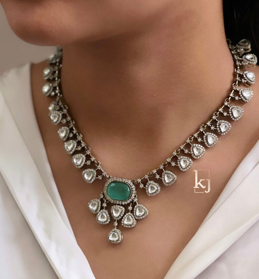 Alaya necklace set