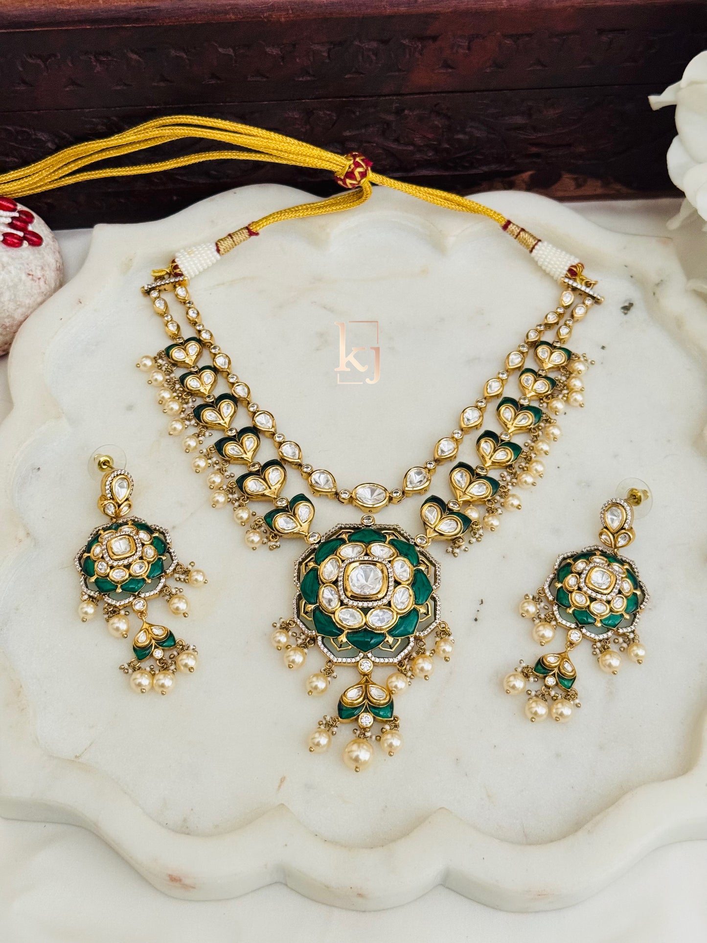 Serafina necklace set