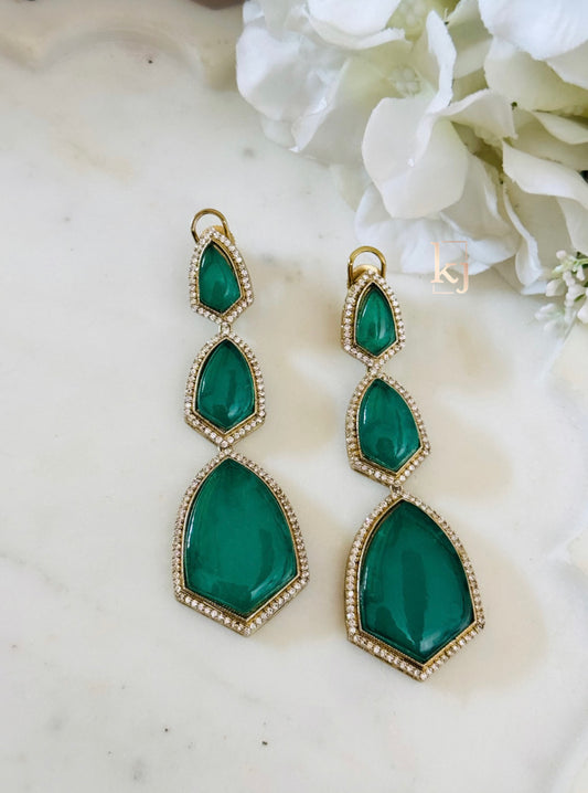 Kshiti Earrings set