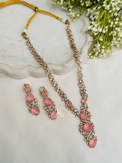 Valentina necklace set