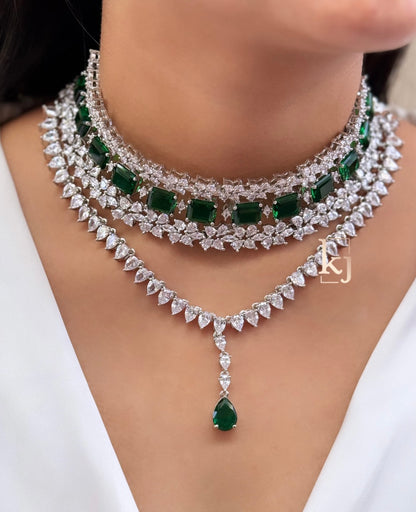 Gristle necklace set