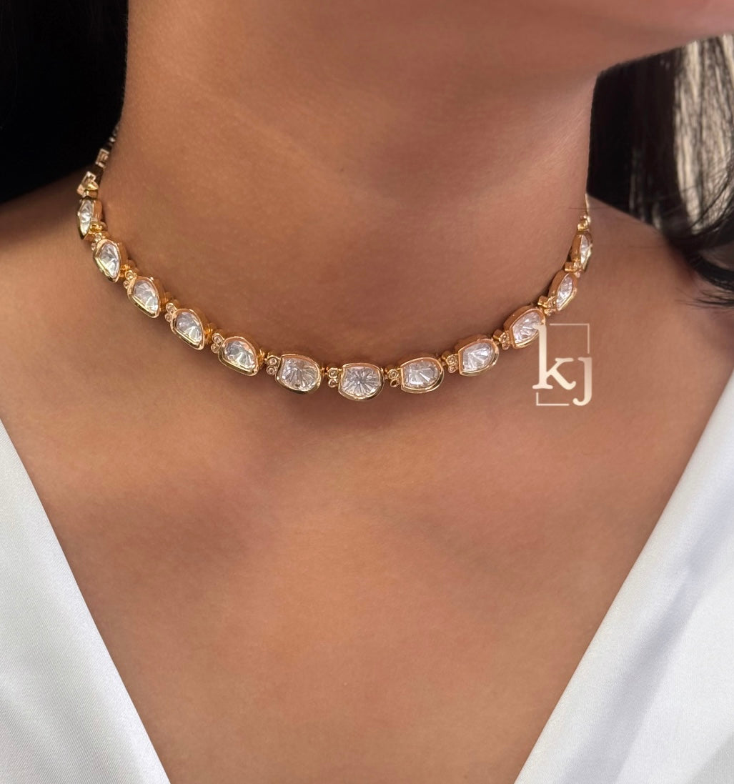 Zoya necklace