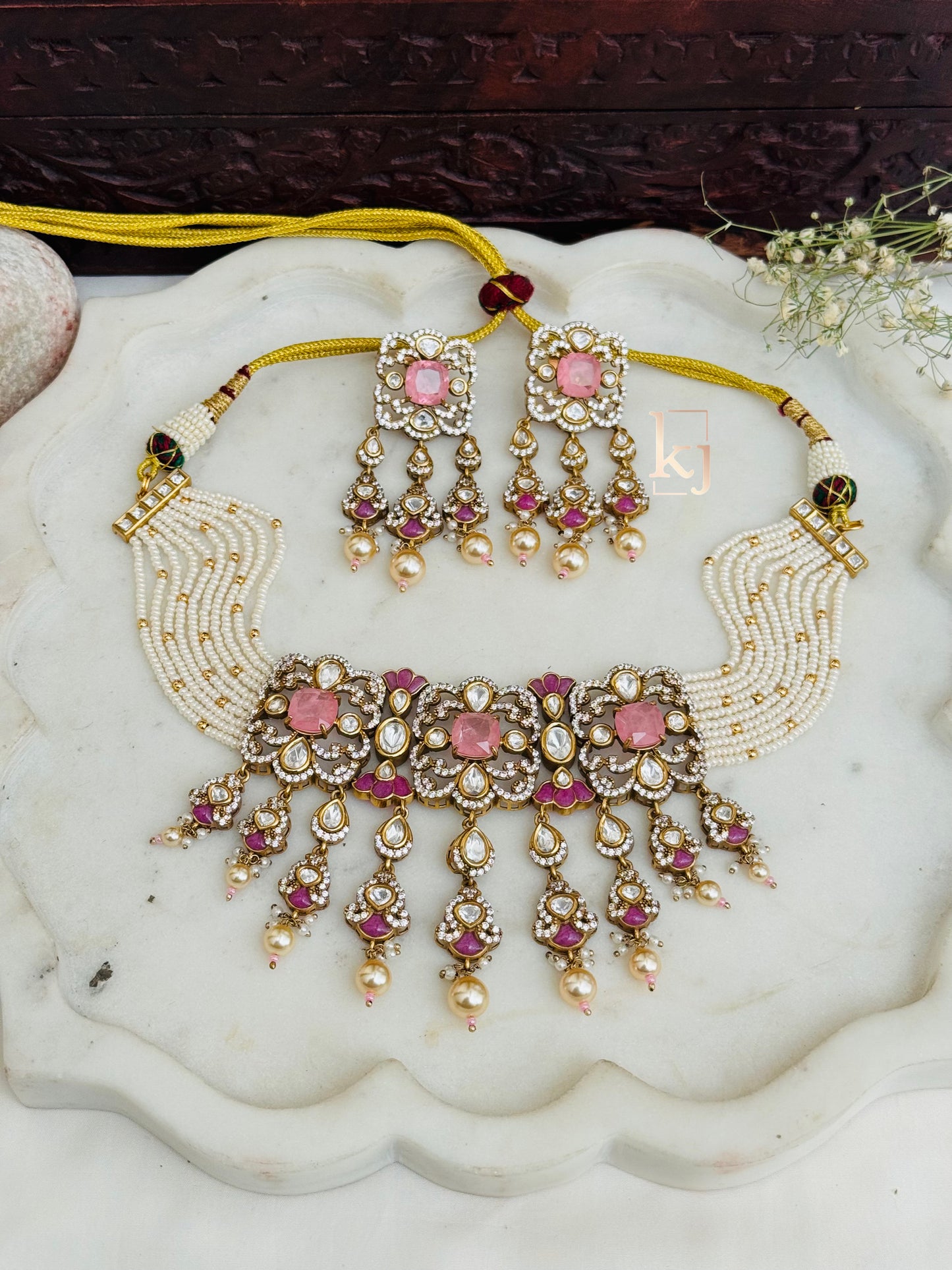 Kuini choker set