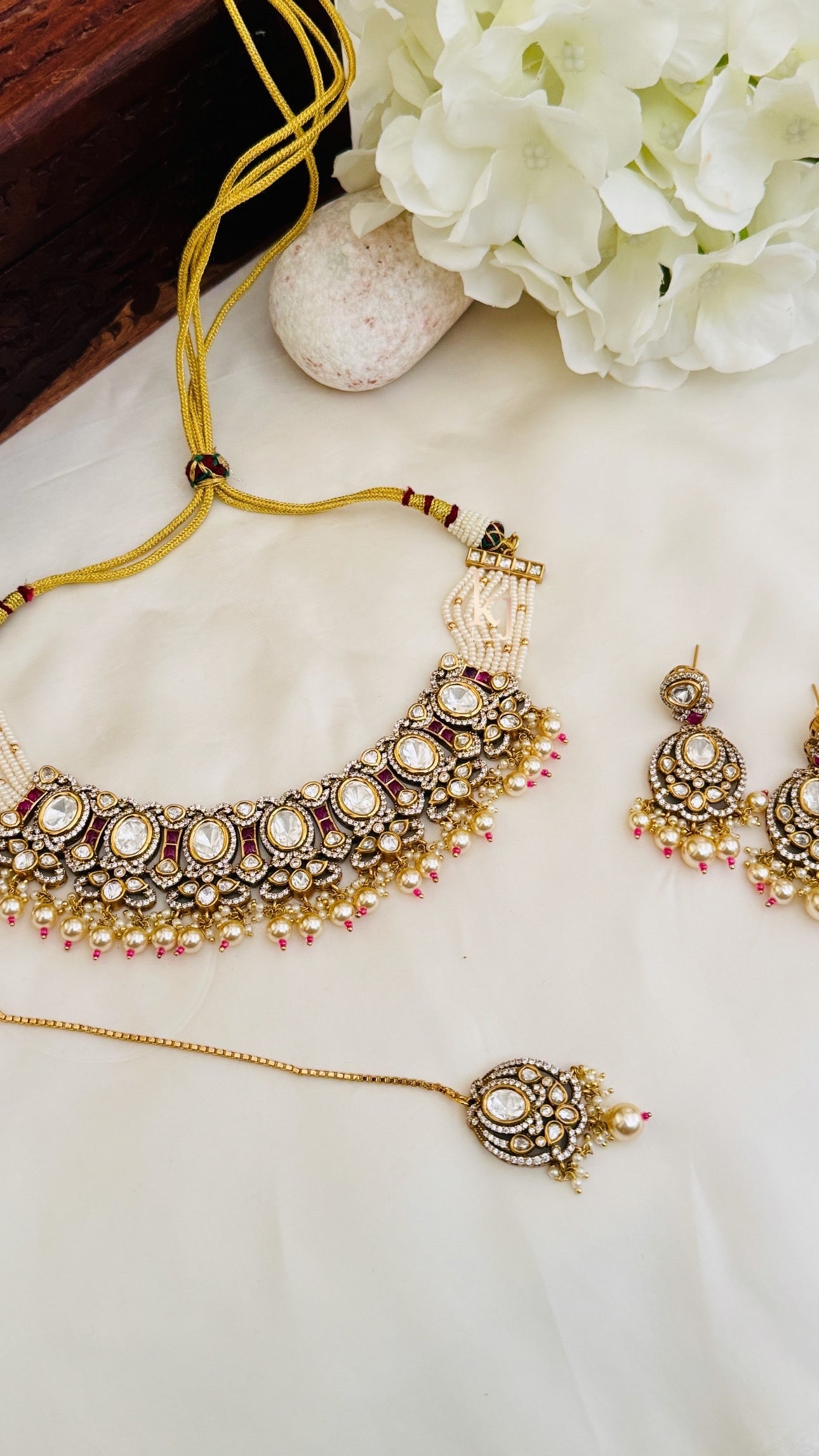 Solana Choker set