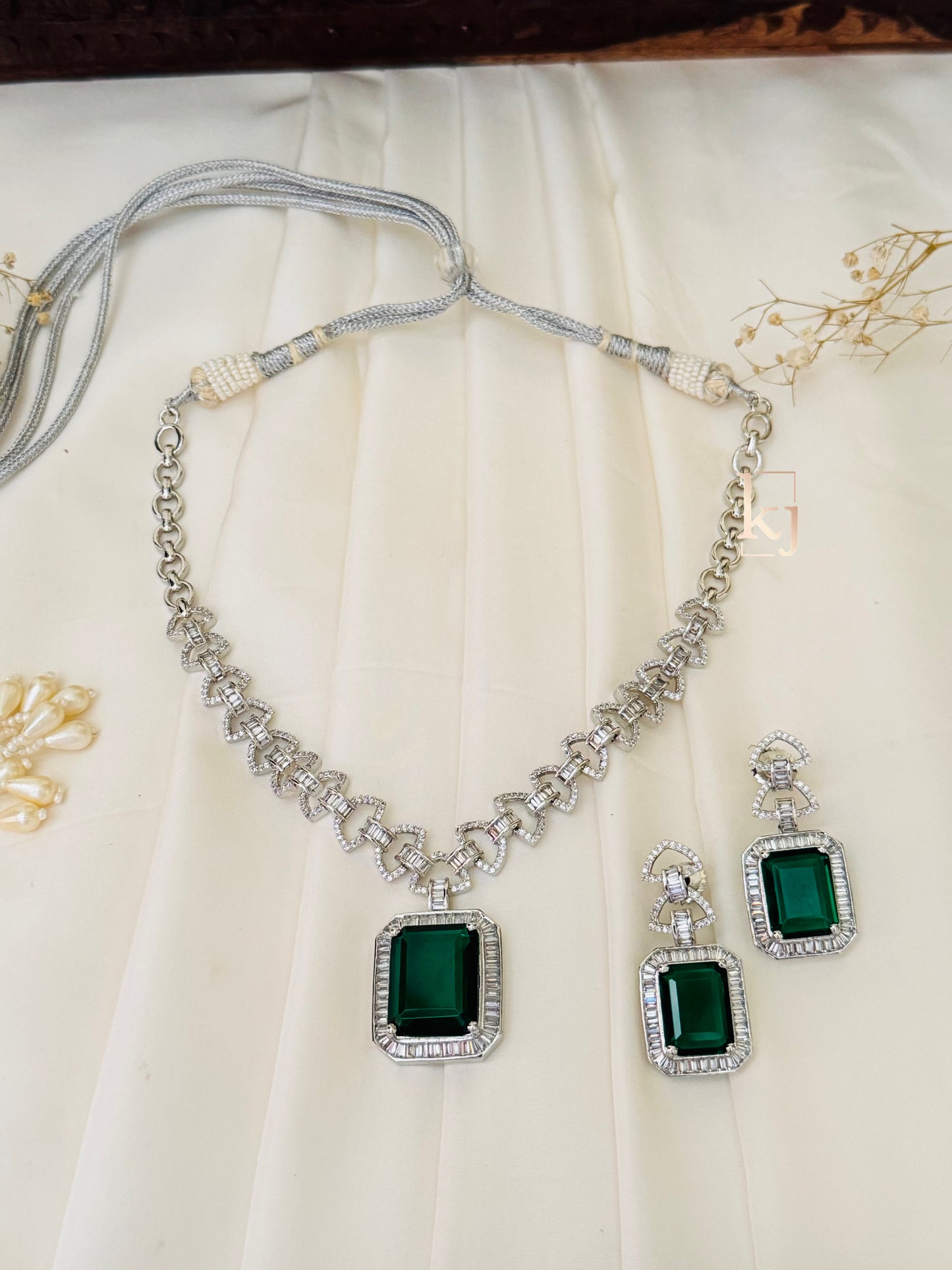 Lina necklace set