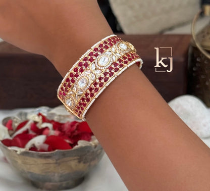 Salem Bangles