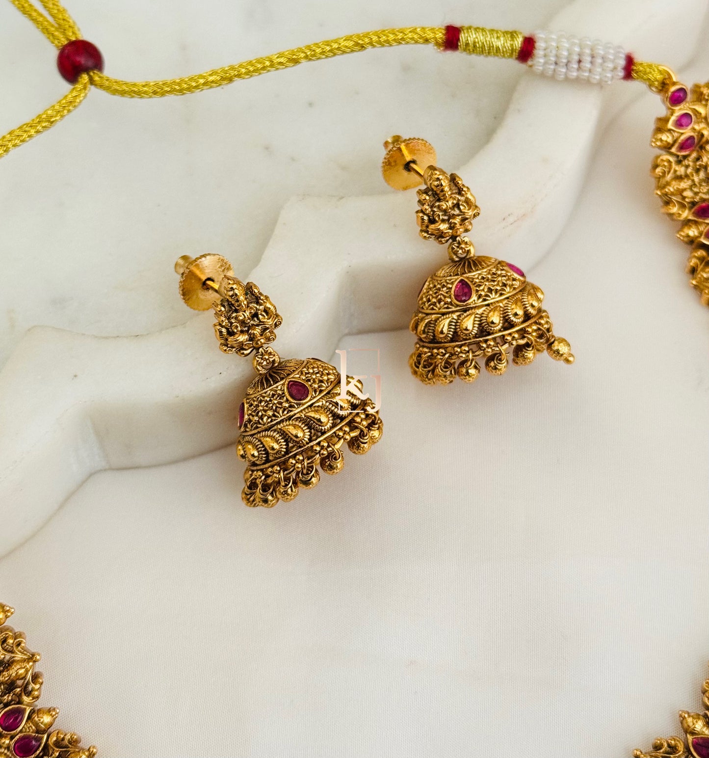 Vaani necklace set