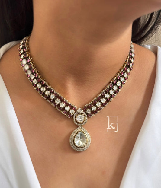 Alisa  necklace set