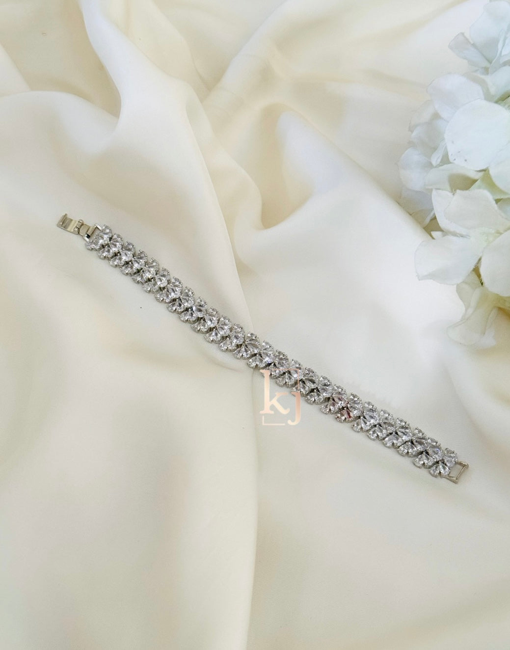Isla bracelet
