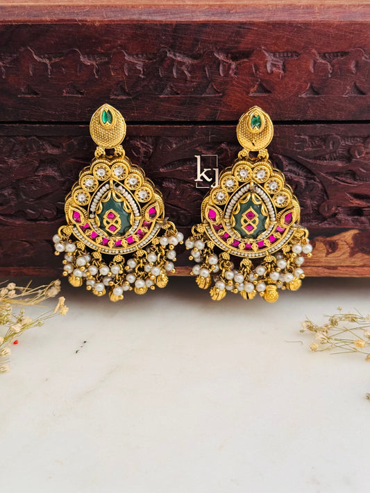 Shiu earrings set
