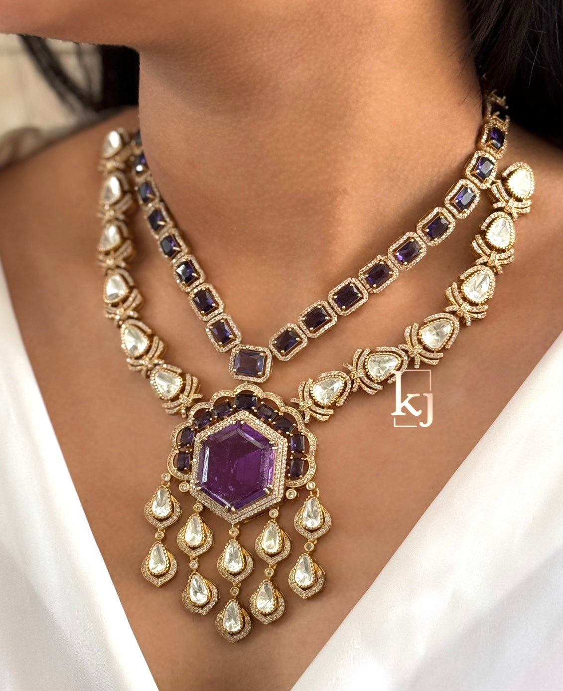 Navira pendant set
