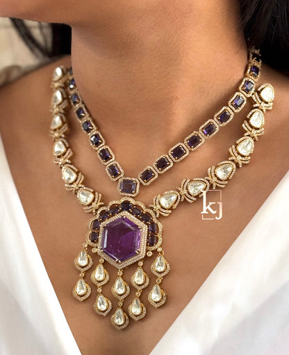 Navira pendant set
