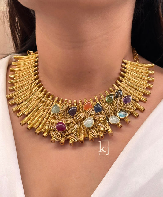 Gazy necklace set