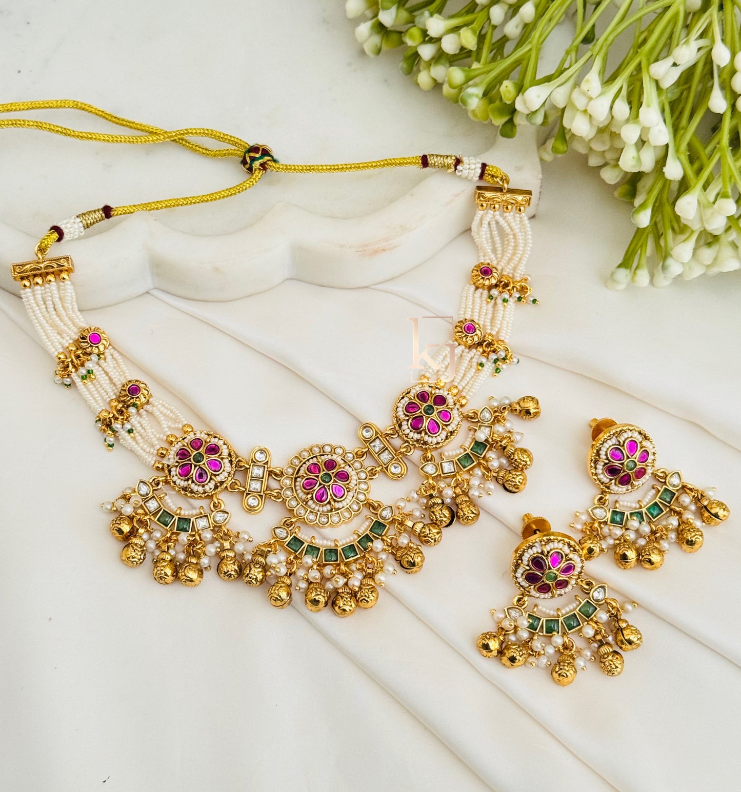Baani necklace set