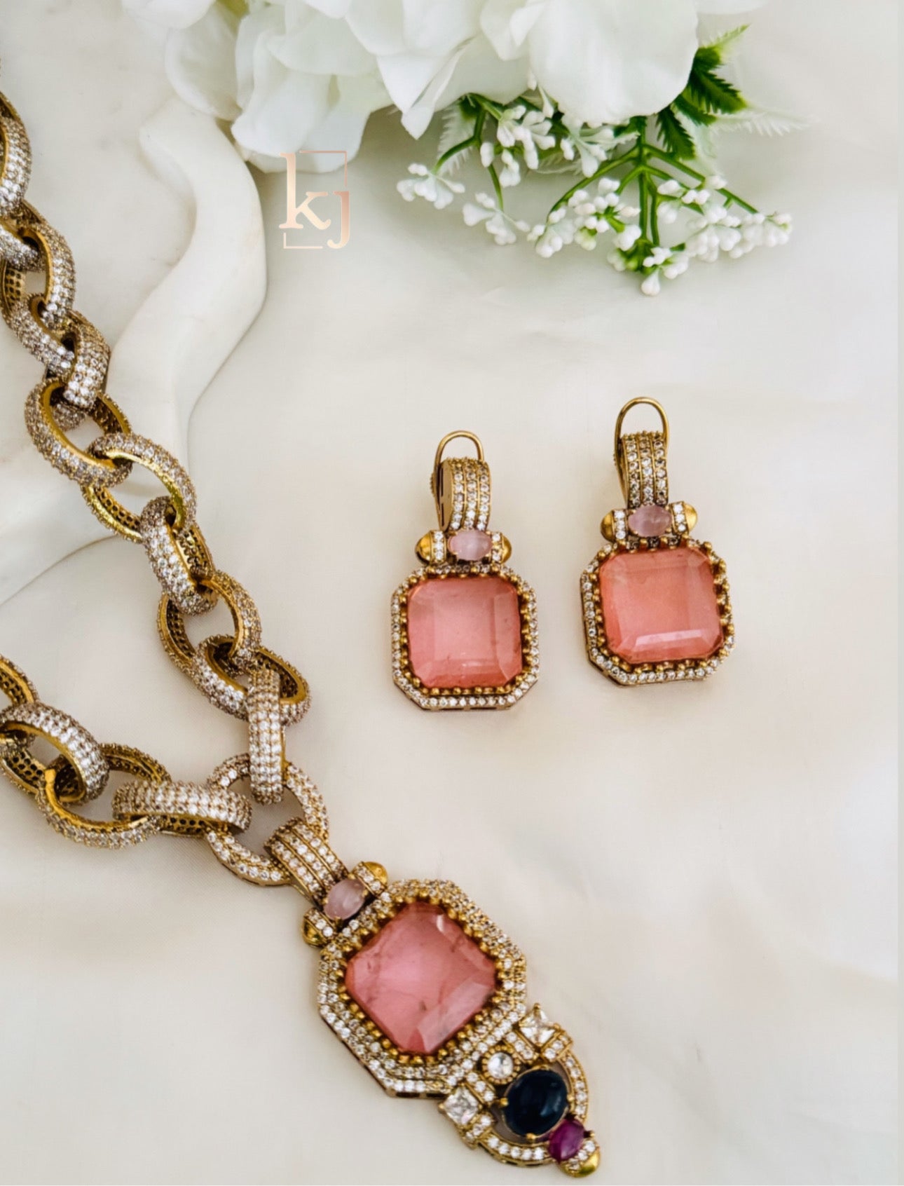 Blossom Pendant set