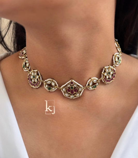 Lennox choker set