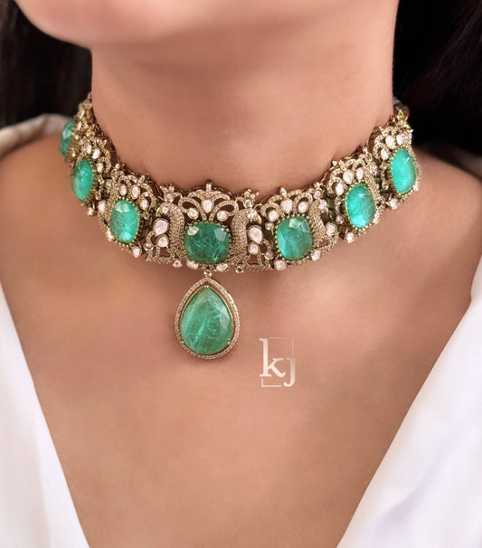 Xin choker set