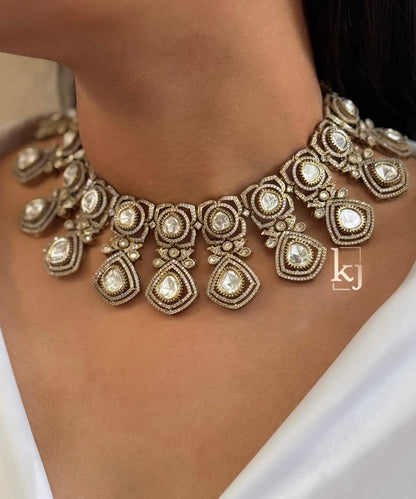 Imira necklace set