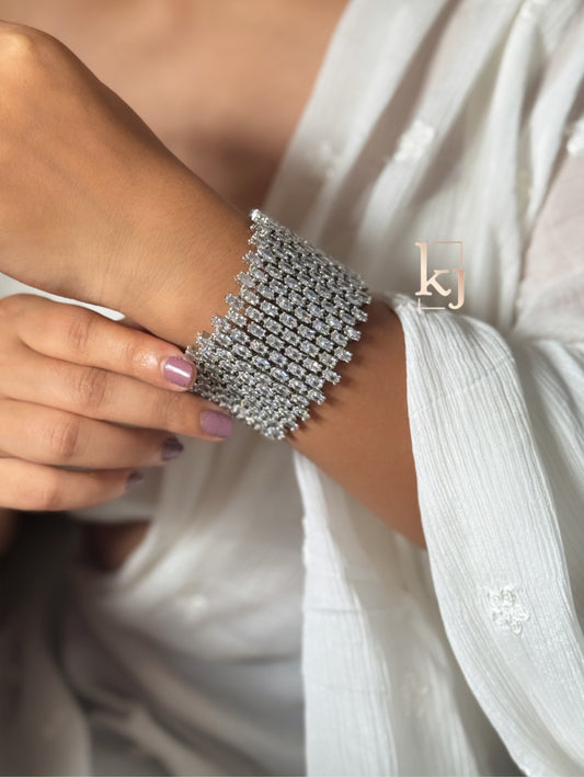 Lipi Bracelet