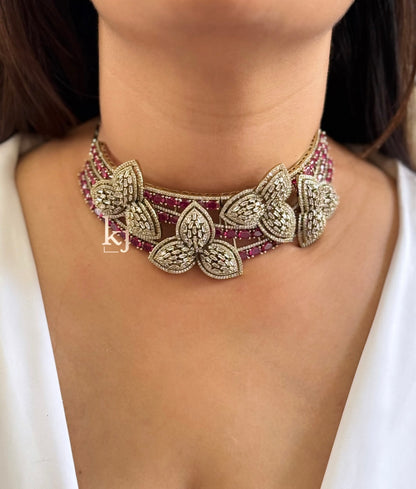 Serin choker set