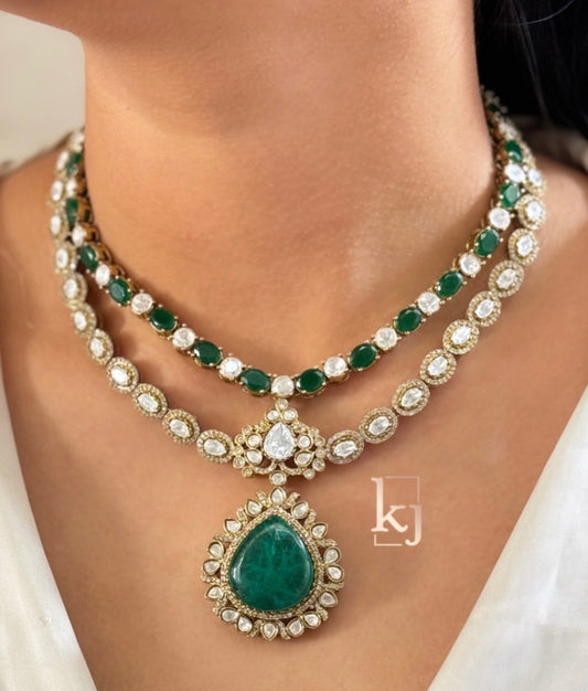Noel Necklace set