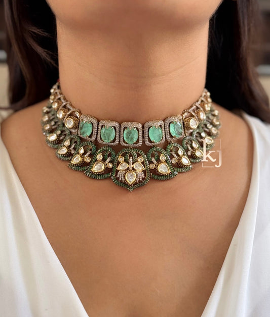 Hima choker set