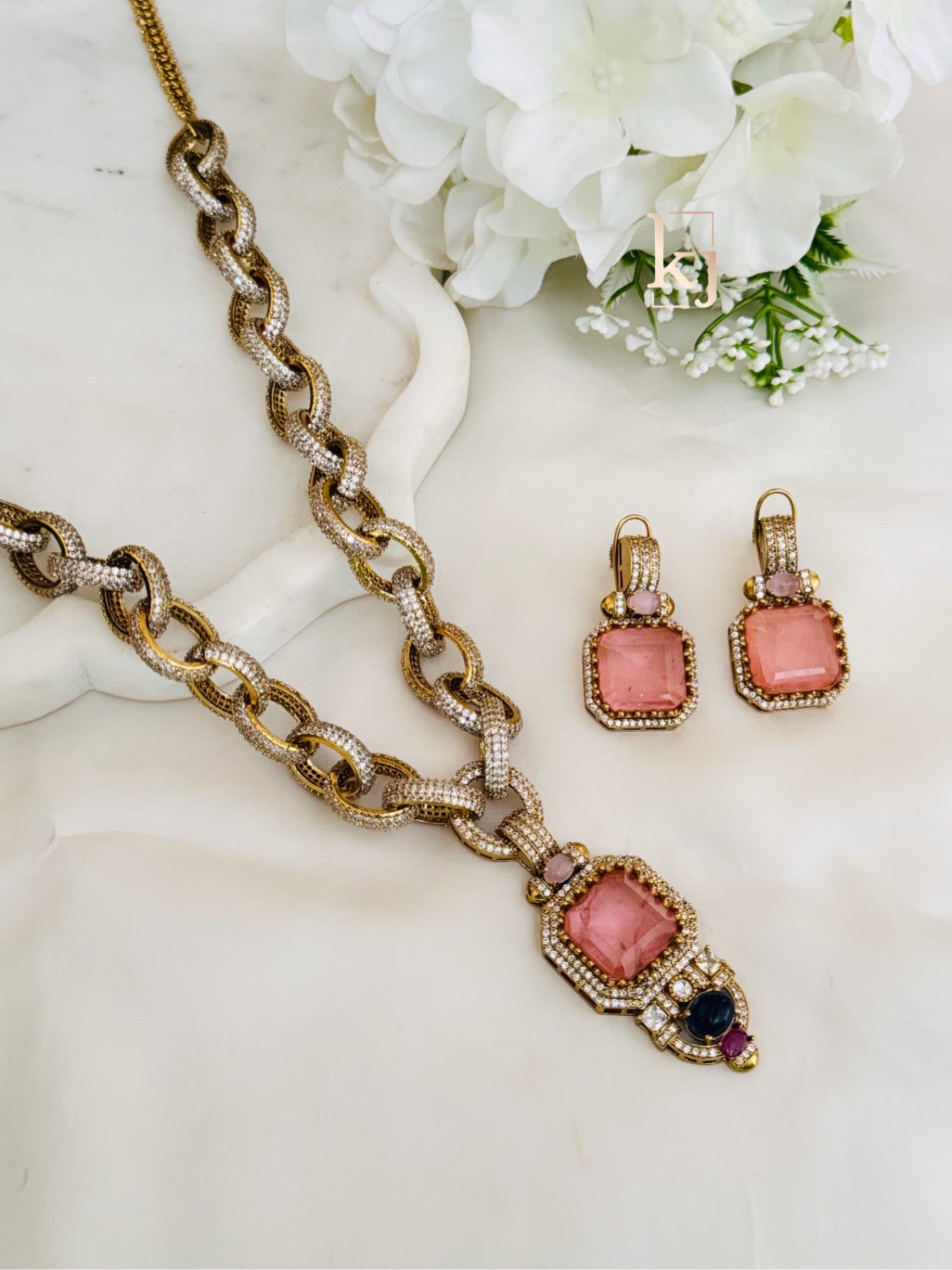 Blossom Pendant set