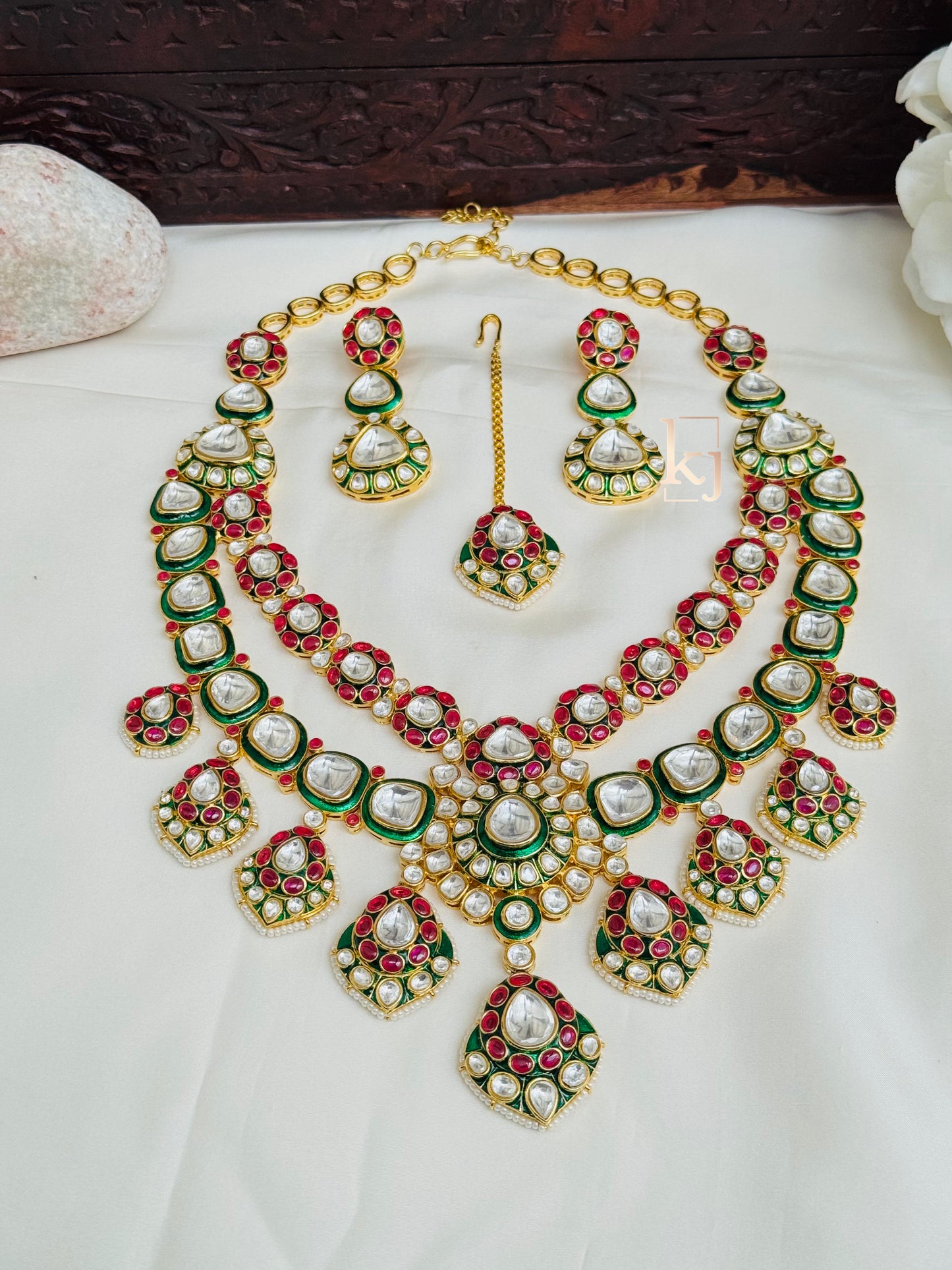 Penelope necklace set