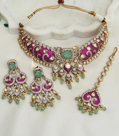 Runa choker set