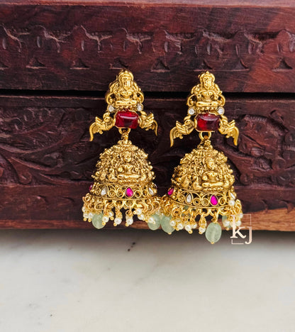 Lakshmi pendant set