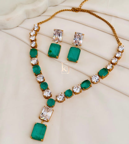Nil necklace set