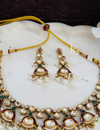 Winnie Necklace set