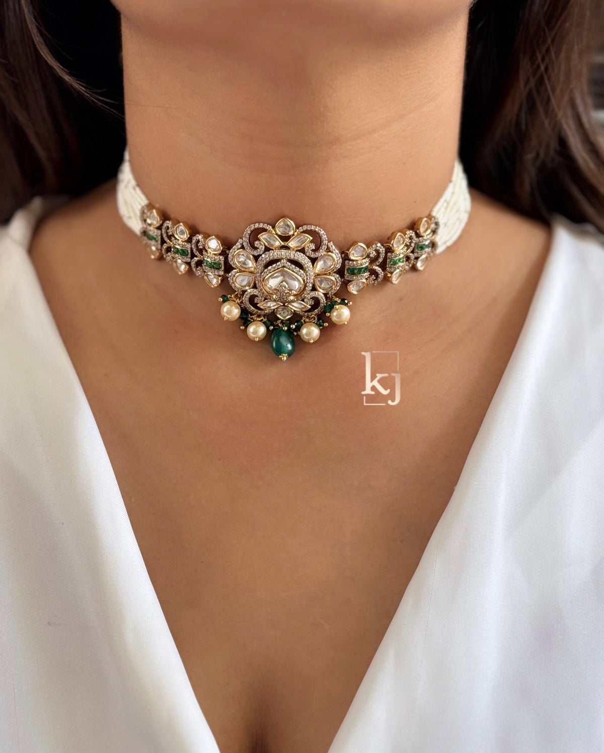 Kiaa choker set