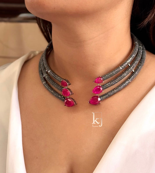 Soven necklace set