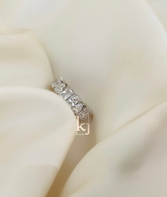 Fiosi ring