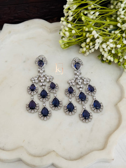 Varena earrings set
