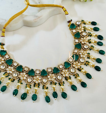 Kinzi necklace set