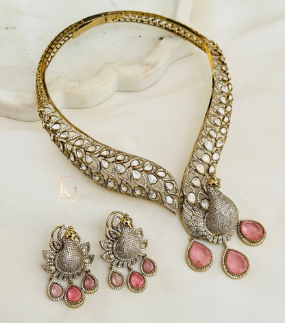 Niraka necklace set