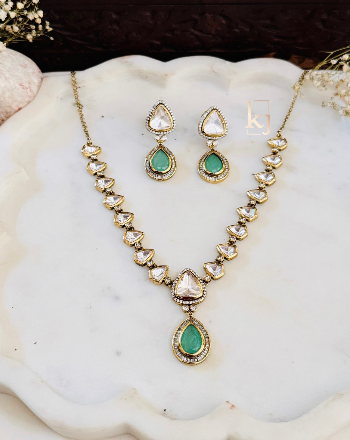 Xyla necklace set