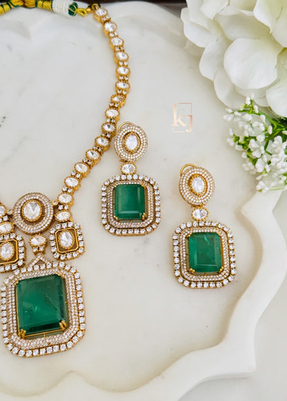 Xina Necklace set