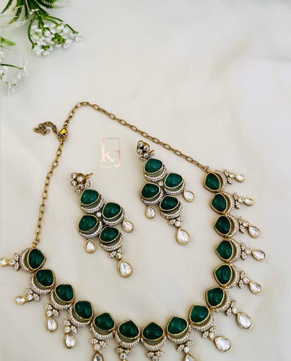 Mazy necklace set