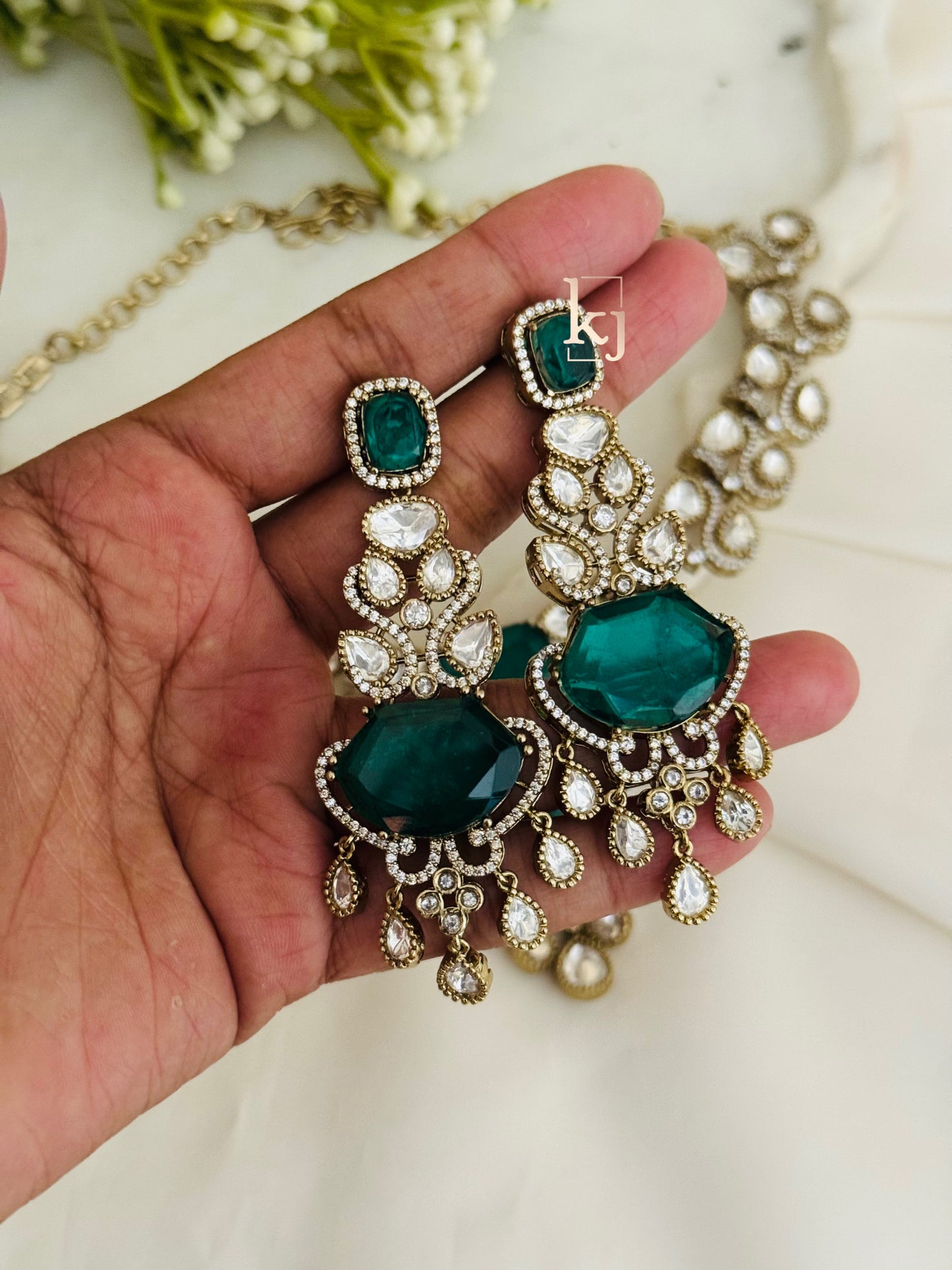 Myron Necklace set
