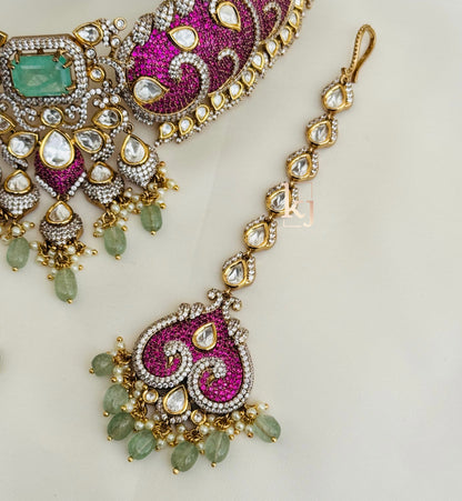 Runa choker set
