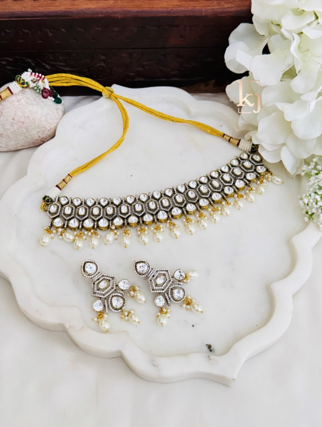 Rosalia choker set