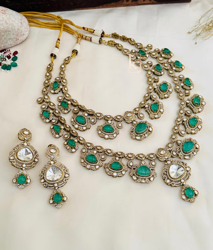 Trina necklace set