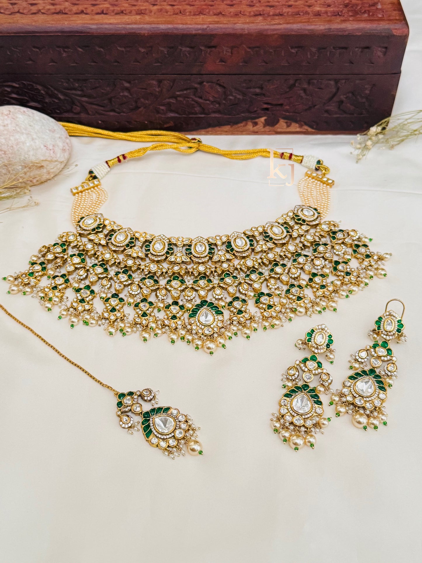 Zennia bridal set