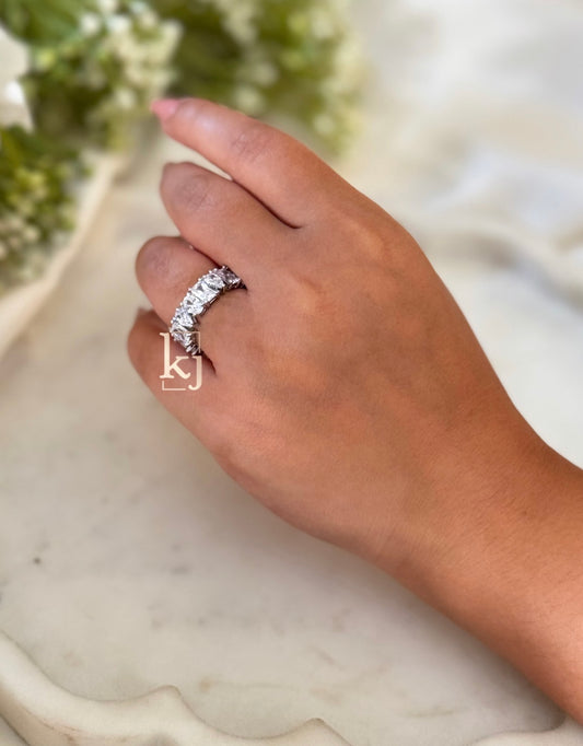 Fiosi ring