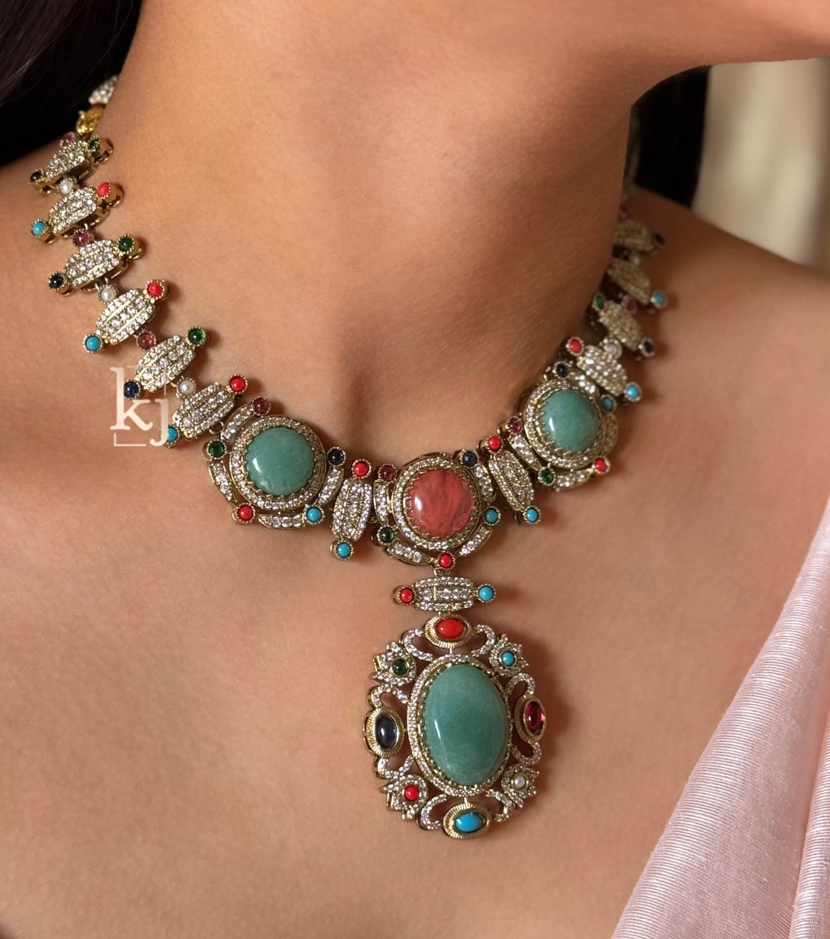 Yuvika necklace set