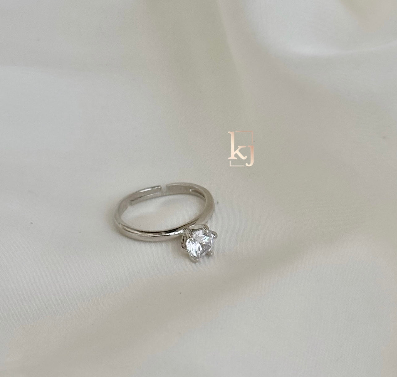 Xena ring B