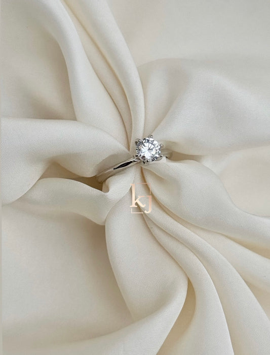 Xena ring B
